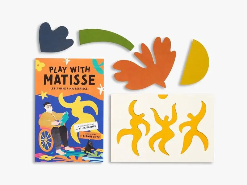 Play with Matisse creative play kit contents – booklet and some templates